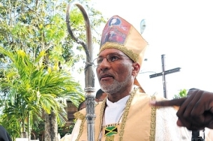 Lord Bishop Pays Tribute