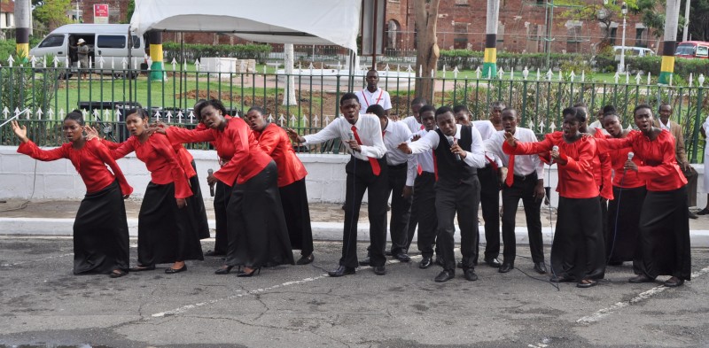 Glenmuir High School Choir singing in Emancipation Square