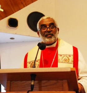 Retired Anglican Bishop Robert Thompson Dies